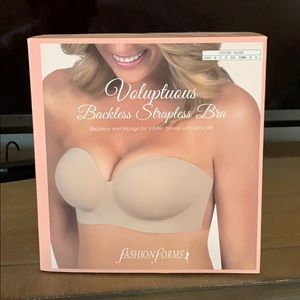 Voluptuous Backless Strapless Bra